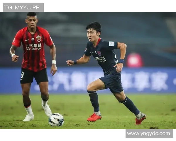 上海排球队创新盯防战术解析助力球队提升竞技水平与战斗力 上海排球队创新盯防战术解析助力球队提升竞技水平与战斗力